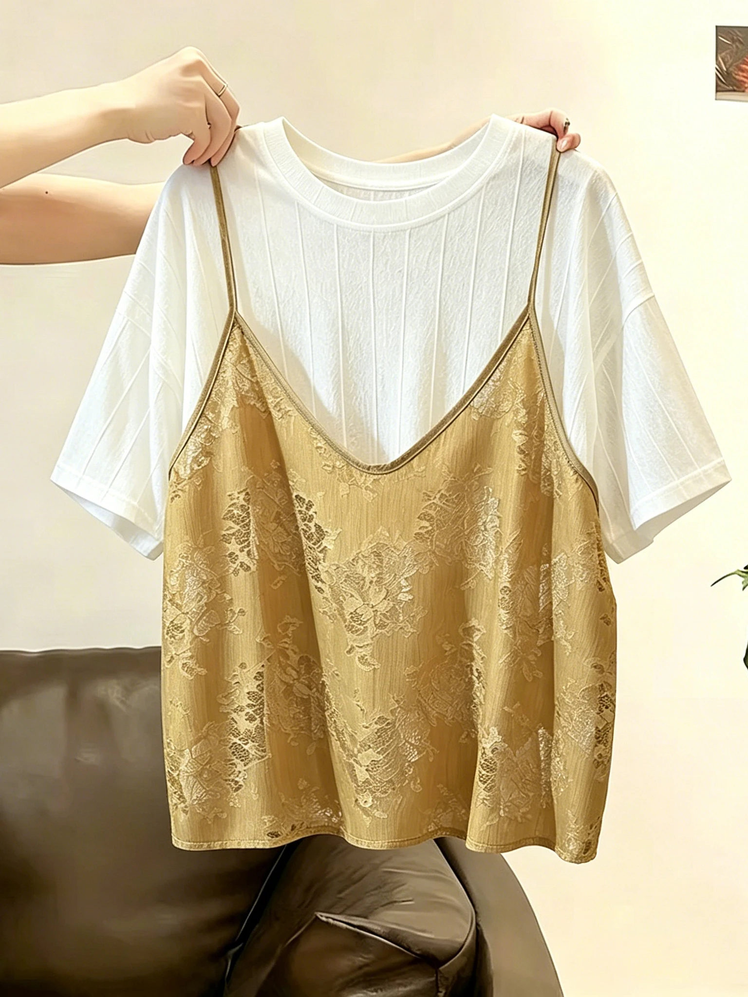 Summer New plus Size Women's Fashion Set Korean Style Simple Strap T-Shirt Sweet Design Two-Piece Set Overlap Trendy Polyester
Summer New plus Size Women's Fashion Set Korean Style Simple Strap T-Shirt Sweet Design Two-Piece Set Overlap Trendy Polyester