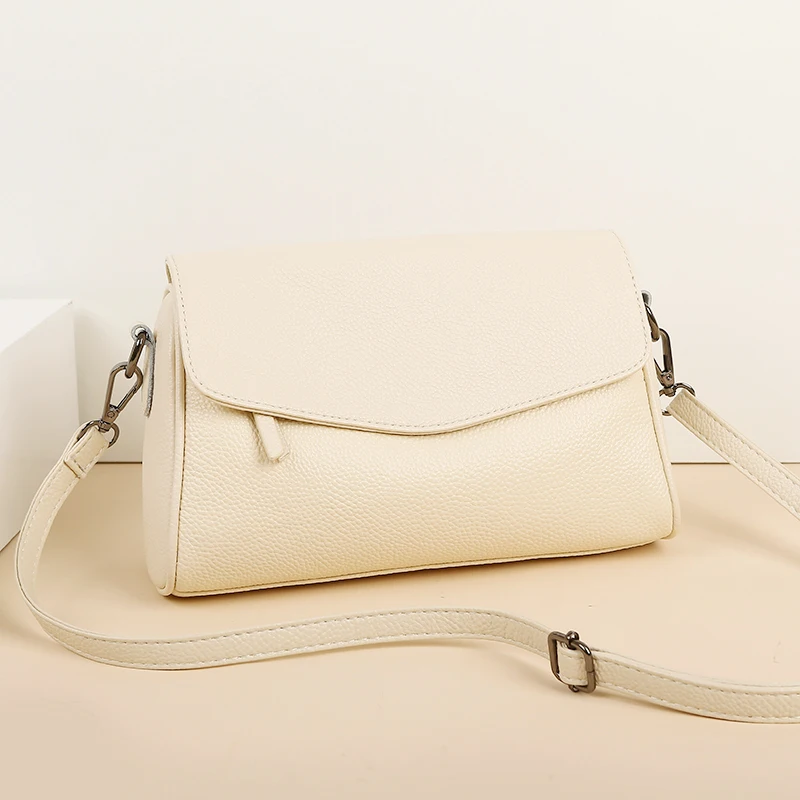 New Fashion Women Genuine Leather Crossbody Bags Designer Female Small Shoulder Bags Luxury Cowhide Ladies Messenger Bag Purses
New Fashion Women Genuine Leather Crossbody Bags Designer Female Small Shoulder Bags Luxury Cowhide Ladies Messenger Bag Purses