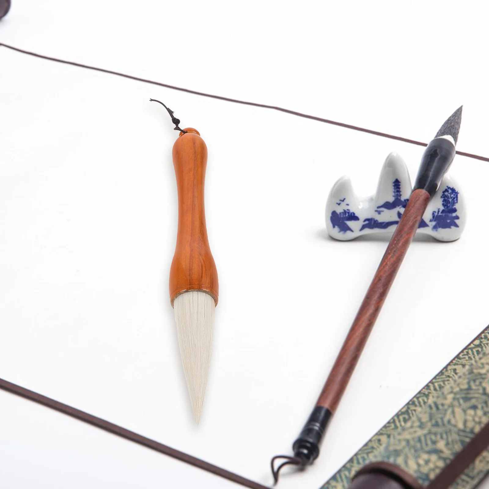 Premium Dobbi Calligraphy Brush Fine Tip Smooth Writing High Ink Absorption for Beginners Artists Chinese Traditional
Premium Dobbi Calligraphy Brush Fine Tip Smooth Writing High Ink Absorption for Beginners Artists Chinese Traditional