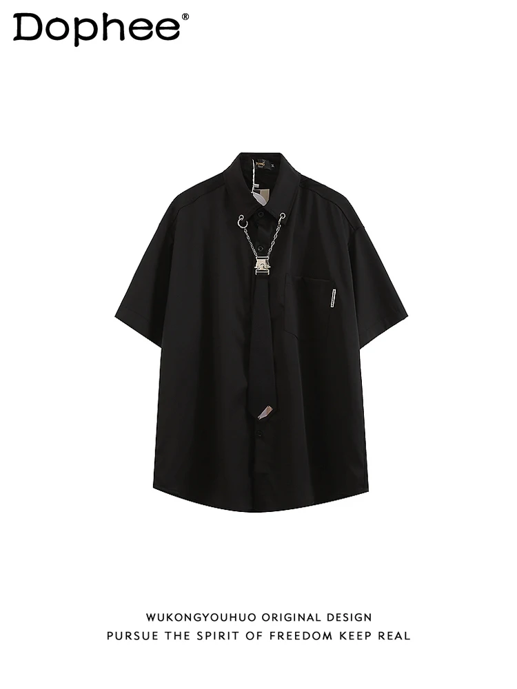 Dark Style Black Tie Short Sleeve Shirt for Men 2025 New American Street Loose Fit Handsome Youth Turn-Down Collar Casual Shirt
Dark Style Black Tie Short Sleeve Shirt for Men 2025 New American Street Loose Fit Handsome Youth Turn-Down Collar Casual Shirt
