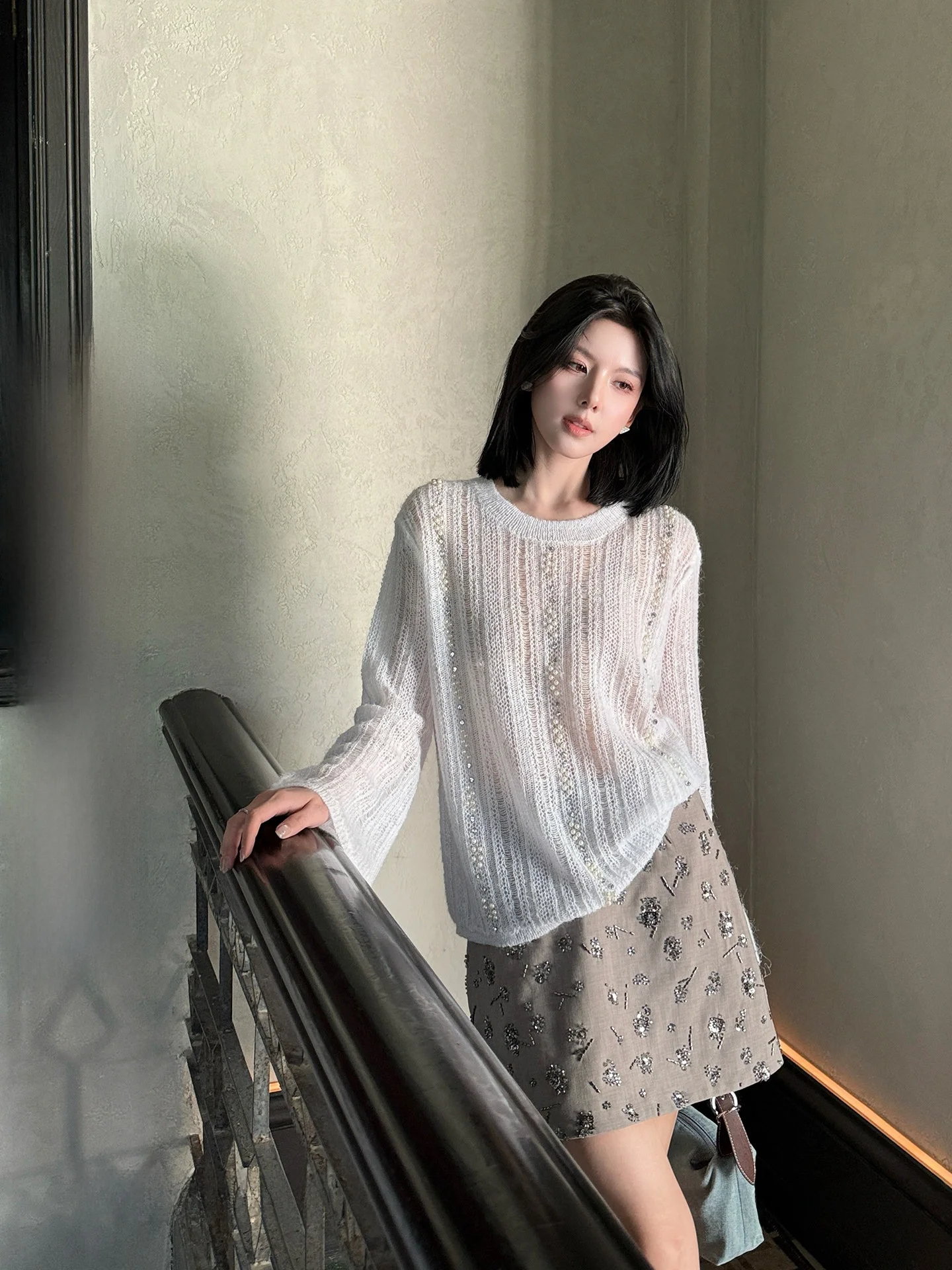Qingwen Commendation Gentle Wind Loose High Quality Bead round Neck Hollow Unique Beautiful Thin Knitted Top Women's Fashion
Qingwen Commendation Gentle Wind Loose High Quality Bead round Neck Hollow Unique Beautiful Thin Knitted Top Women's Fashion