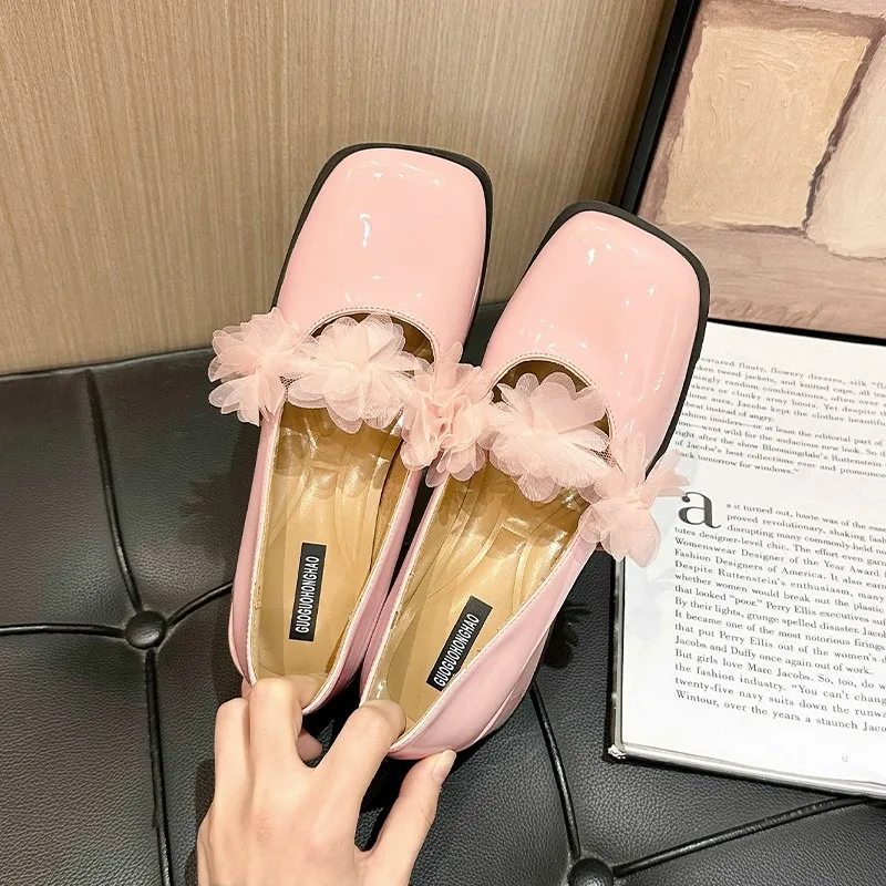 Woman Walking Shoes Female PU Leather Big Flower Princess Shoes Party Wedding Mujer Dance Shoes Anti-Slip Casual Sneaker New
Woman Walking Shoes Female PU Leather Big Flower Princess Shoes Party Wedding Mujer Dance Shoes Anti-Slip Casual Sneaker New
