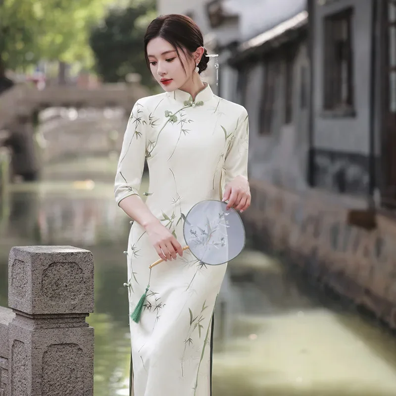 Yourqipao весеннее тонкое длинное платье Cheongsam со средними рукавами в стиле ретро, замшевое элегантное банкетное Ципао, вечернее платье в стиле китайской культуры для женщин
Yourqipao весеннее тонкое длинное платье Cheongsam со средними рукавами в стиле ретро, замшевое элегантное банкетное Ципао, вечернее платье в стиле китайской культуры для женщин