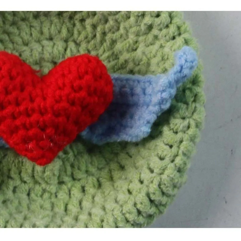 Creative Heart Shape Turtle Sweater Warm Handmade Turtle Cosplay Costume Decorative Knitted Pet Tortoise Clothes Winter Wear
Creative Heart Shape Turtle Sweater Warm Handmade Turtle Cosplay Costume Decorative Knitted Pet Tortoise Clothes Winter Wear