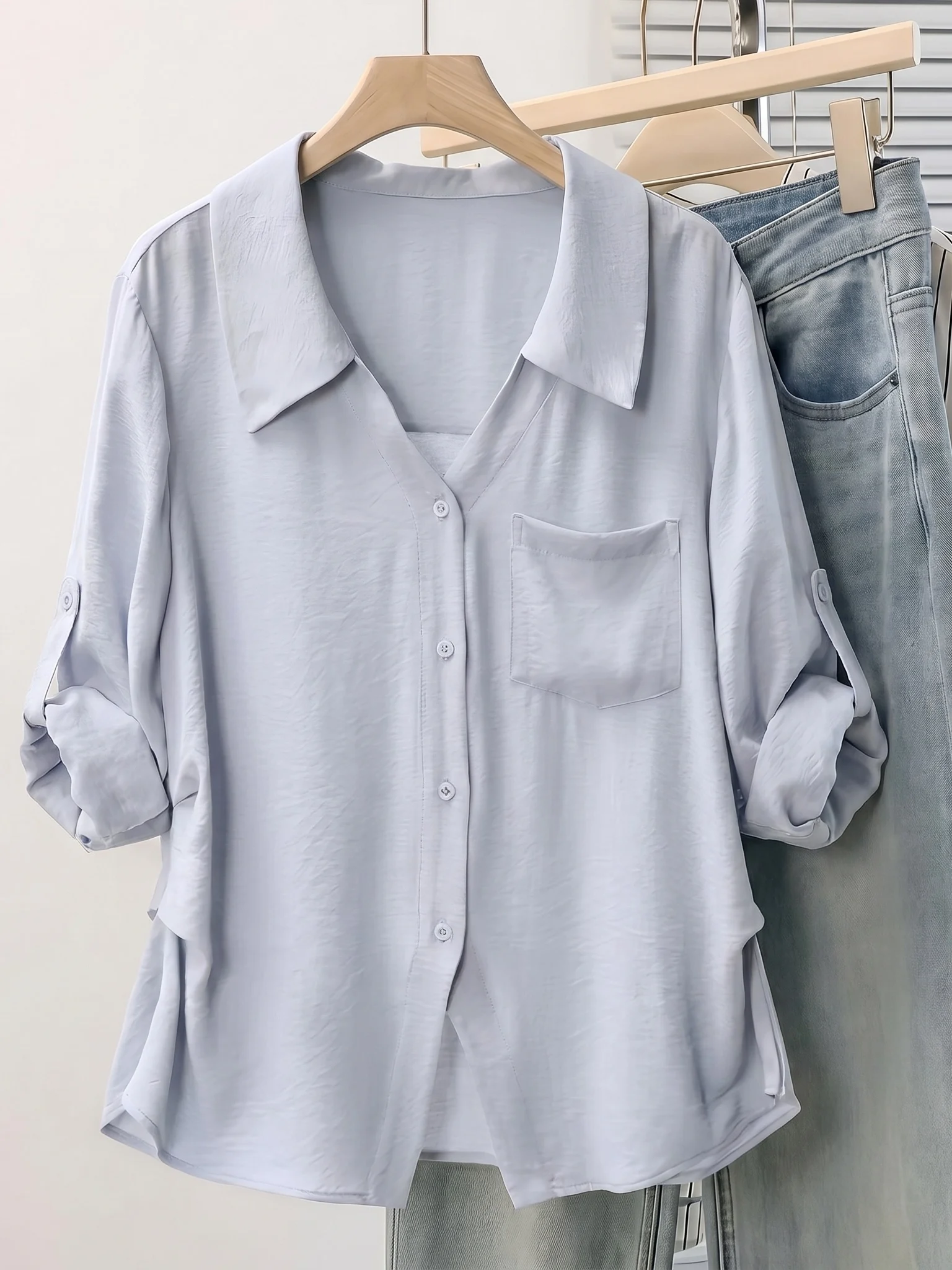 Light Blue V-Neck Short Sleeve Shirt Women's Summer New Style plus Size Conceal Belly Anti-Aging Top Korean Style Commute Wind
Light Blue V-Neck Short Sleeve Shirt Women's Summer New Style plus Size Conceal Belly Anti-Aging Top Korean Style Commute Wind