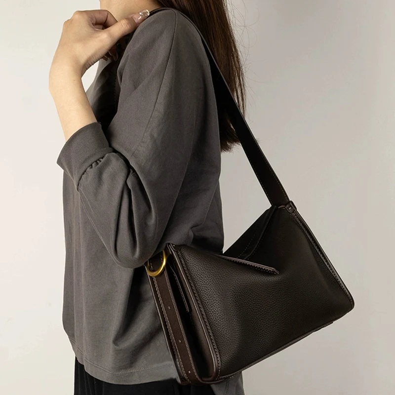 Женская сумка через плечо из натуральной кожи, большая вместительная сумка через плечо, верхний слой из воловьей кожи, широкий плечевой ремень, модная сумка
Женская сумка через плечо из натуральной кожи, большая вместительная сумка через плечо, верхний слой из воловьей кожи, широкий плечевой ремень, модная сумка