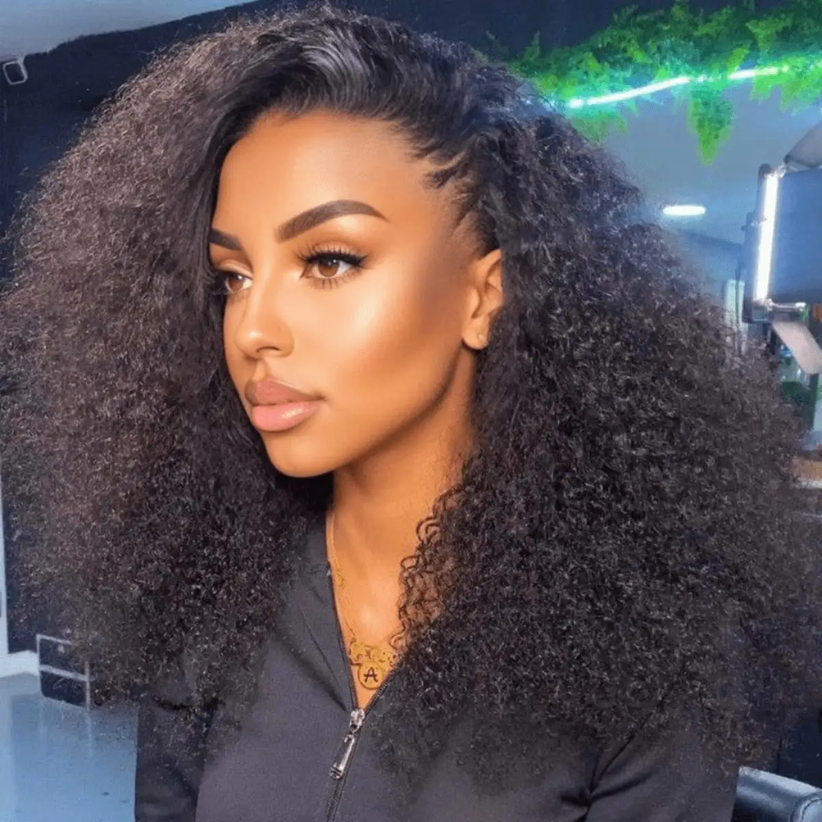 Short Black Kinky Curly Wig Human Hair Glueless 250% Density 13x4x1 HD Lace Closure Wigs For Women Natural Color Deep Wave T Part Lace Wig Human Hair For Daily Use
Short Black Kinky Curly Wig Human Hair Glueless 250% Density 13x4x1 HD Lace Closure Wigs For Women Natural Color Deep Wave T Part Lace Wig Human Hair For Daily Use