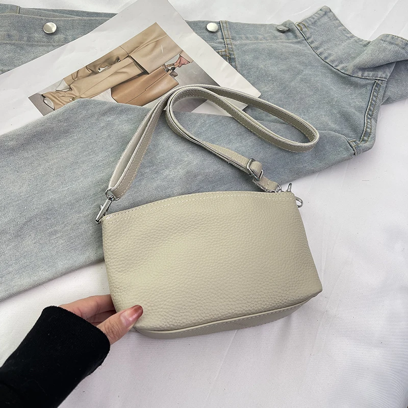 Luxury Genuine Leather Women's Crossbody Bag Simple Solid High Quality Shoulder Purse Small Female Phone Bag сумка женская
Luxury Genuine Leather Women's Crossbody Bag Simple Solid High Quality Shoulder Purse Small Female Phone Bag сумка женская