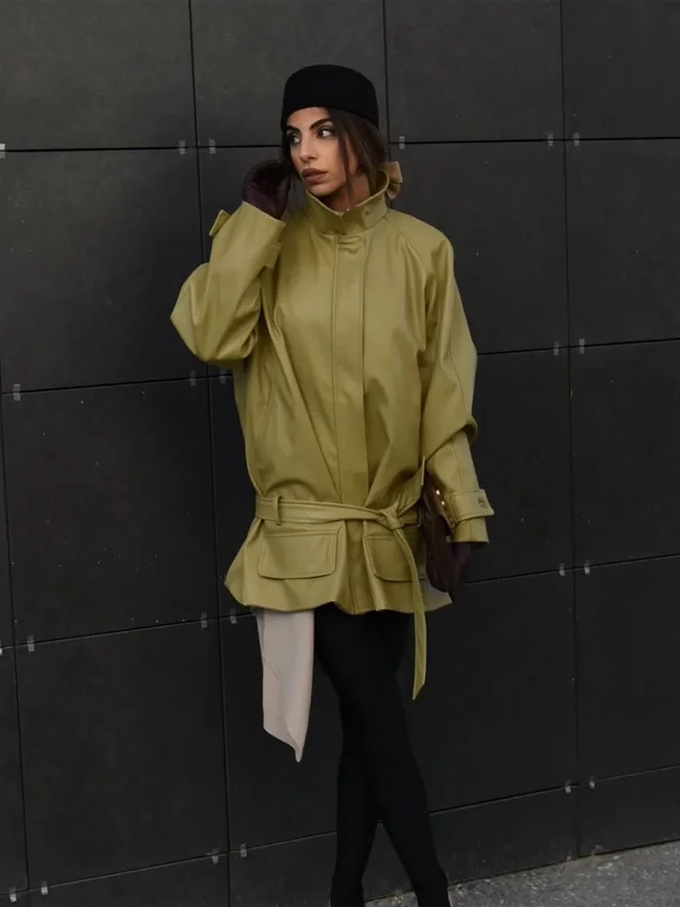 Edgy Olive Green Oversized Faux Leather Jacket Stand Collar Belted Waist Flap Pocket Casual Coat Fashion Forward Outerwear 2026
Edgy Olive Green Oversized Faux Leather Jacket Stand Collar Belted Waist Flap Pocket Casual Coat Fashion Forward Outerwear 2026