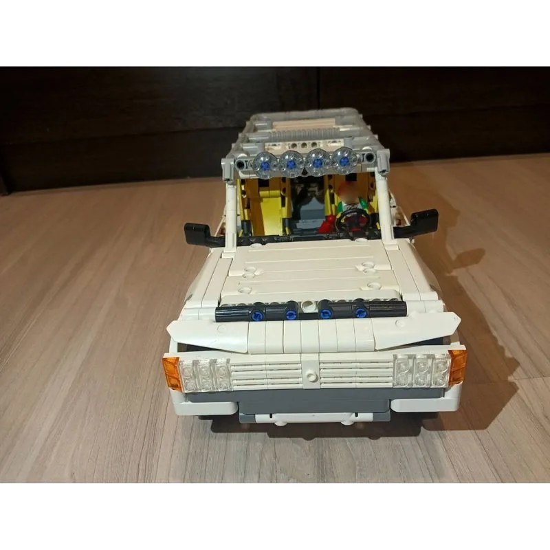 MOC-206891 New Urban Sports Supercar Building Block Model, 1056 Parts, Birthday Building Block Toy Gift for Boys and Children
MOC-206891 New Urban Sports Supercar Building Block Model, 1056 Parts, Birthday Building Block Toy Gift for Boys and Children