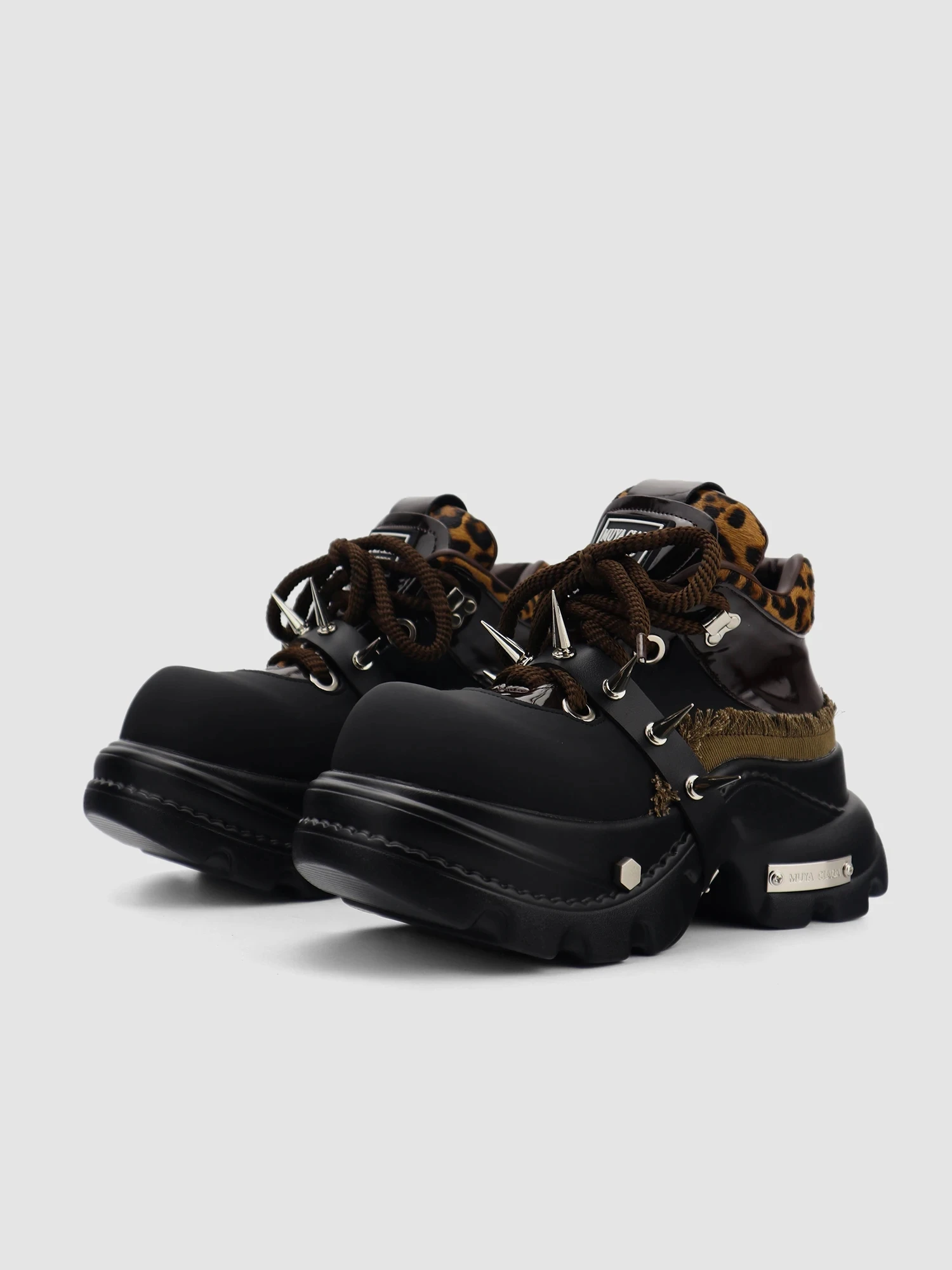 Punk Thick Sole Leopard Print Women's Short Boot 2025 New Round Street Punk Lace Up Pumps Fashion Mixed Color Sports Casual Shoe
Punk Thick Sole Leopard Print Women's Short Boot 2025 New Round Street Punk Lace Up Pumps Fashion Mixed Color Sports Casual Shoe