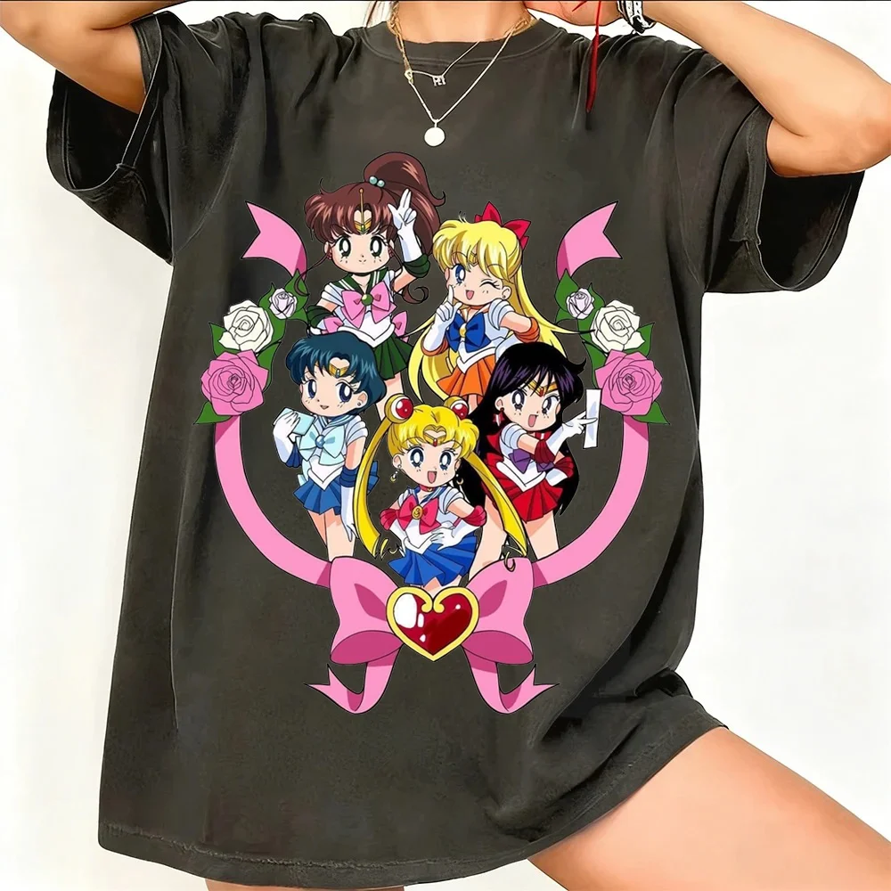 Anime Sailor Moon Retro 90s Graphic T Shirt 2026 Summer New Men's Women's Fashion Loose Unisex Hip-pop Y2k Oversized T-shirt
Anime Sailor Moon Retro 90s Graphic T Shirt 2026 Summer New Men's Women's Fashion Loose Unisex Hip-pop Y2k Oversized T-shirt