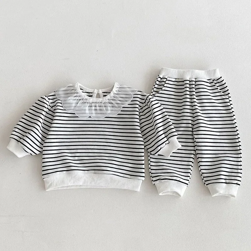 2025 New Spring Korean Style 0-4Yrs Newborn Baby Girls Clothing Set Long Sleeve Stripe T-shirt+Pants Toddler Baby Clothes Suit
2025 New Spring Korean Style 0-4Yrs Newborn Baby Girls Clothing Set Long Sleeve Stripe T-shirt+Pants Toddler Baby Clothes Suit