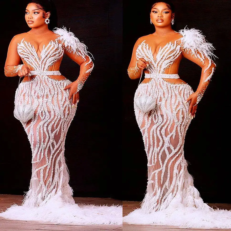 Customized Plus Size Arabic Mermaid Luxurious Wedding Dress Sequined Lace Feather Bridal Gowns Dresses
Customized Plus Size Arabic Mermaid Luxurious Wedding Dress Sequined Lace Feather Bridal Gowns Dresses