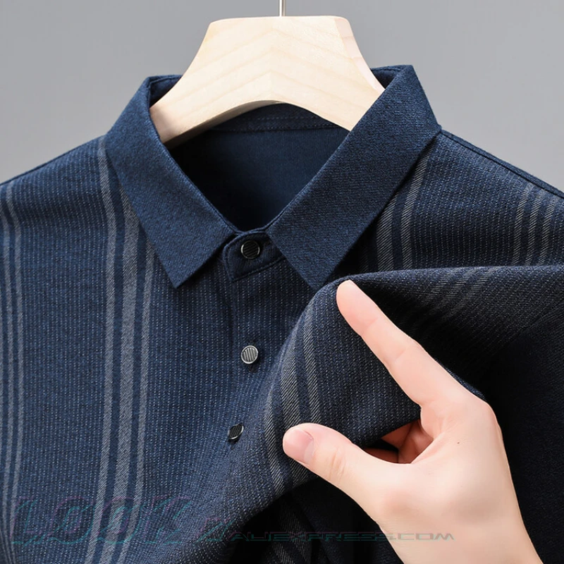 Men's new autumn business casual polo shirt, retro classic striped top, everyday commute button-down collar t-shirt.M-4XL
Men's new autumn business casual polo shirt, retro classic striped top, everyday commute button-down collar t-shirt.M-4XL