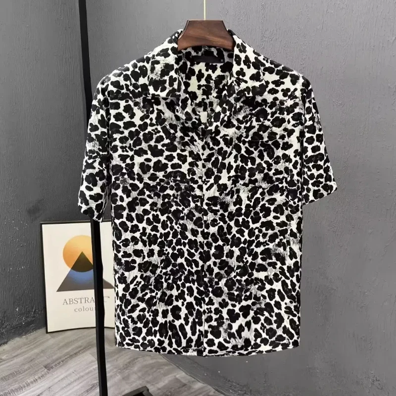 Leopard Print Short-sleeved Shirt Men's Design Niche Fashion Versatile Casual Summer Thin Style 2025 New Trendy Top
Leopard Print Short-sleeved Shirt Men's Design Niche Fashion Versatile Casual Summer Thin Style 2025 New Trendy Top