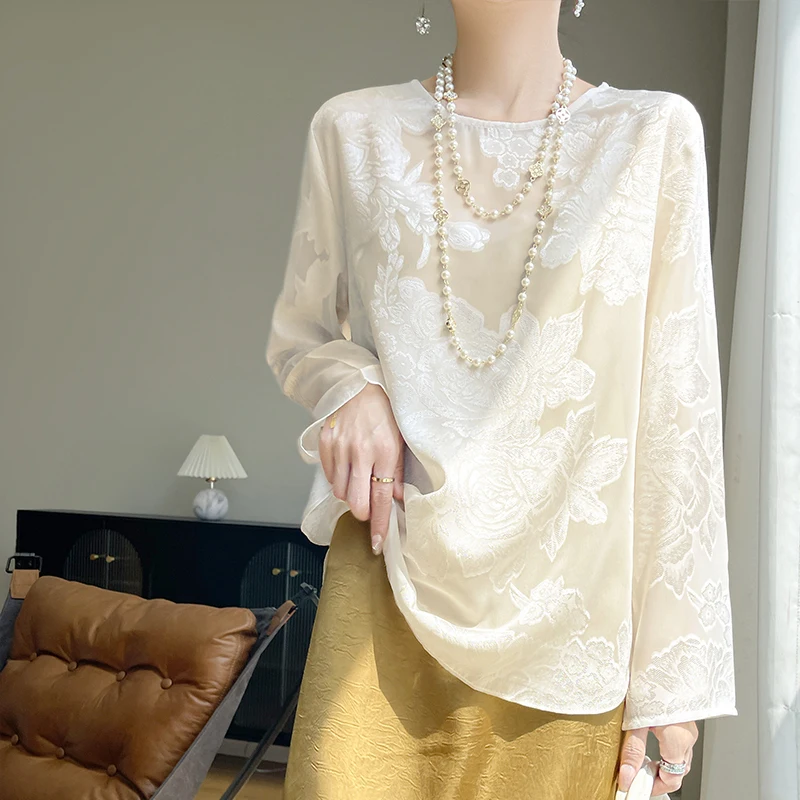 Spring Summer Cool Pullovers Silky Fabric Top Long Sleeves Breathable Elegant Temperament Women's Loose Quality Clothing 2025
Spring Summer Cool Pullovers Silky Fabric Top Long Sleeves Breathable Elegant Temperament Women's Loose Quality Clothing 2025