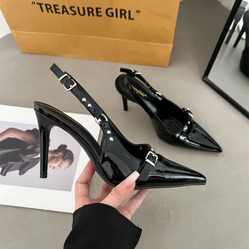 Fashion Women's Sandals Stiletto Patent Leather High Heels Pumps Pointed Party Shoes For Women 2024 Rhinestone Rivet Decoration
Fashion Women's Sandals Stiletto Patent Leather High Heels Pumps Pointed Party Shoes For Women 2024 Rhinestone Rivet Decoration
