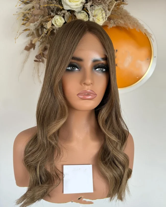 Натуральный длинный 18-дюймовый кружевной передний термостойкий темно-коричневый и светло-коричневый с темными корнями, синтетический парик с волнистой кружевной частью 
Натуральный длинный 18-дюймовый кружевной передний термостойкий темно-коричневый и светло-коричневый с темными корнями, синтетический парик с волнистой кружевной частью