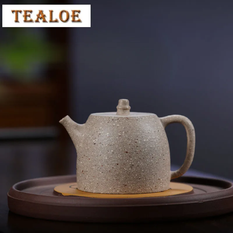 220ml Yixing Purple Clay Teapots Handmade Han Duo Pot Raw Ore Coarse Sand White Jade Segment Mud Kettle With Filter Zisha Teaset
220ml Yixing Purple Clay Teapots Handmade Han Duo Pot Raw Ore Coarse Sand White Jade Segment Mud Kettle With Filter Zisha Teaset