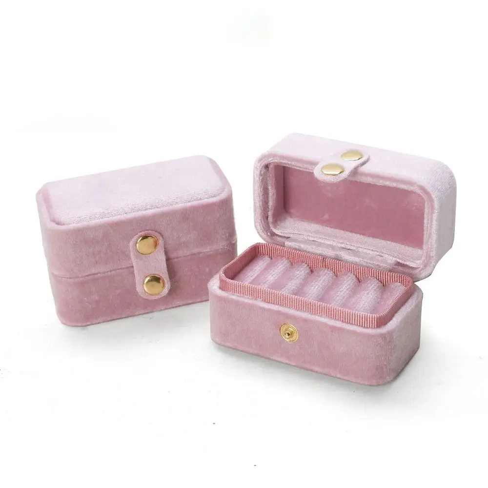 Retro Velvet Ring Box Exquisite Jewlery Organizer Mini Ring Storage Box Ear Studs Case Ring Earring Holder Valentines Day
Retro Velvet Ring Box Exquisite Jewlery Organizer Mini Ring Storage Box Ear Studs Case Ring Earring Holder Valentines Day