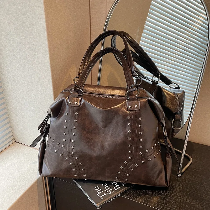 2025 Winter Fashion Tote Bag, Spacious Shoulder Purse for Women, Minimalist Day-to-Night Crossbody, Textured Sling Bag
2025 Winter Fashion Tote Bag, Spacious Shoulder Purse for Women, Minimalist Day-to-Night Crossbody, Textured Sling Bag