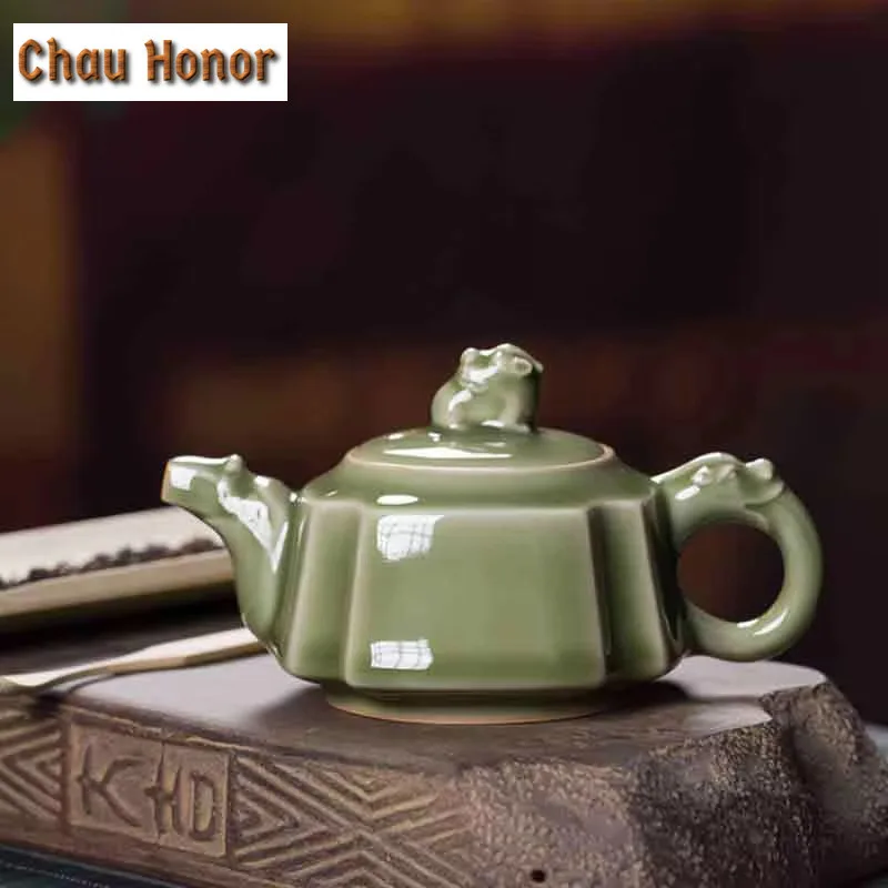 200ml Boutique Longquan Celadon Yue Kiln Antique Teapot Handmade Household Kungfu Teaset Tea Ceremony Accessories Drinkware Gift
200ml Boutique Longquan Celadon Yue Kiln Antique Teapot Handmade Household Kungfu Teaset Tea Ceremony Accessories Drinkware Gift