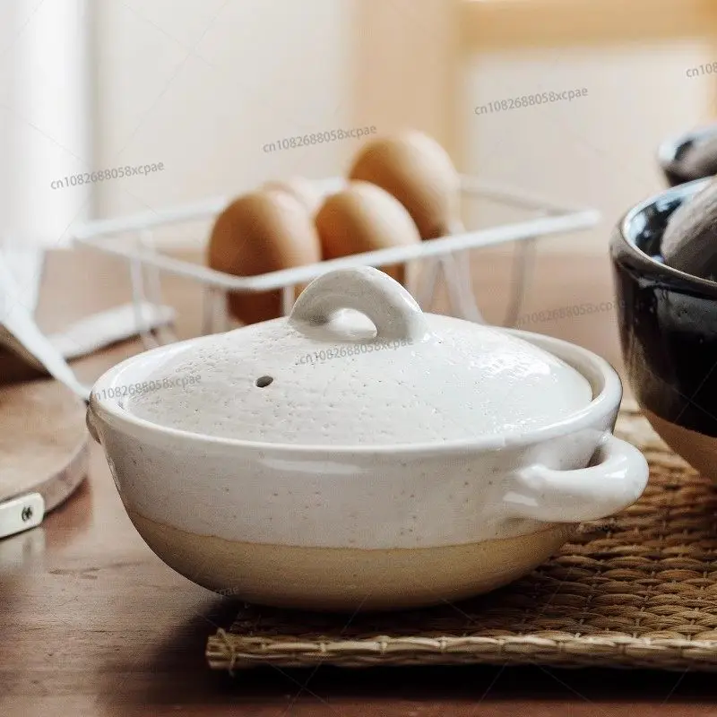 The Temperature Difference Is 800 Degrees. Stewed Rice, Porridge, Soup Stew Pot
The Temperature Difference Is 800 Degrees. Stewed Rice, Porridge, Soup Stew Pot