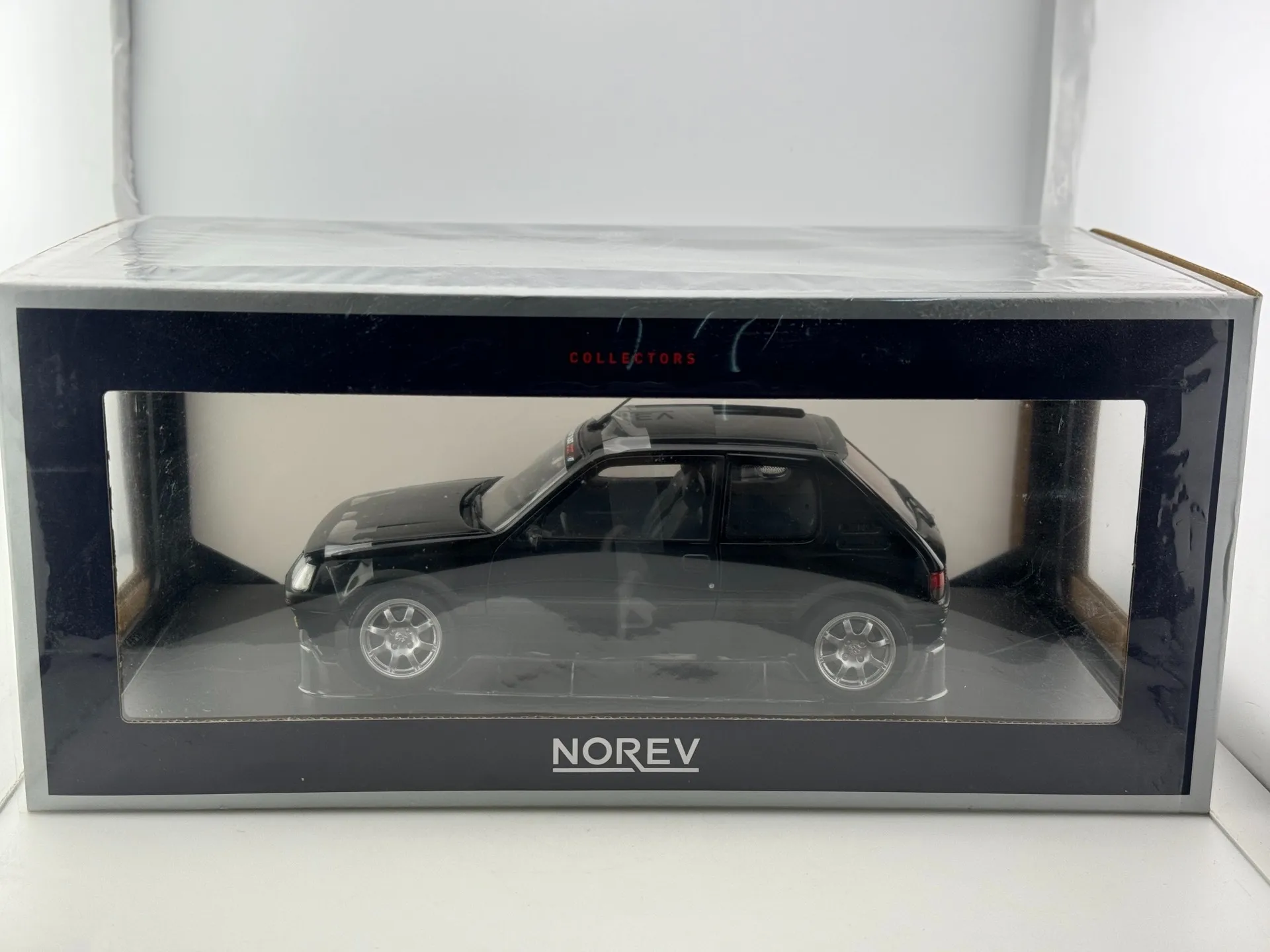 Diecast NOREV 1/18 Scale Peugeot 205 GTi Alloy Car Model Collectible Toy Gift Souvenir Display Ornament
Diecast NOREV 1/18 Scale Peugeot 205 GTi Alloy Car Model Collectible Toy Gift Souvenir Display Ornament