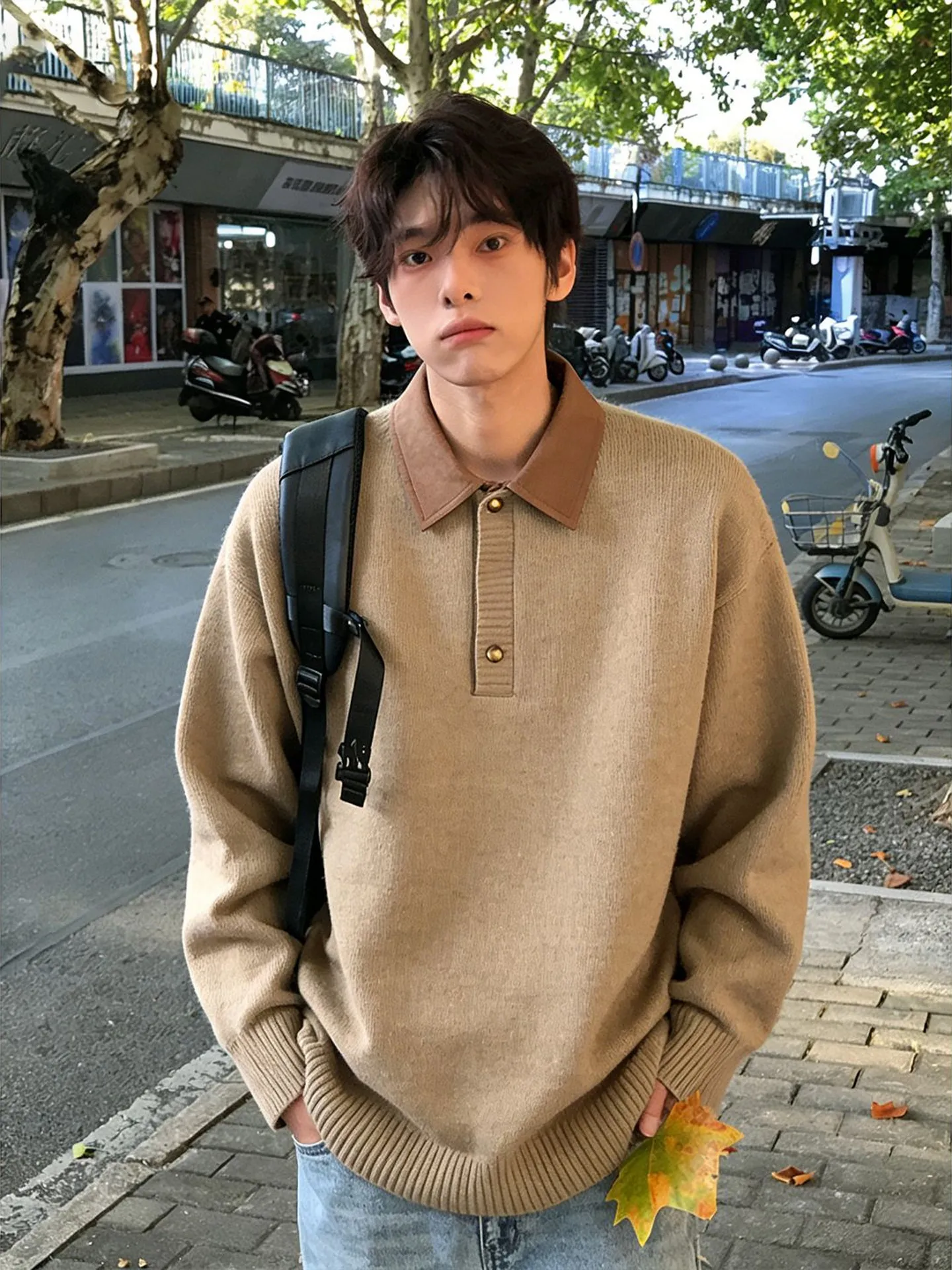 Khaki Thiened Fake Two-Piece Sweater Men's Winter Denim Collar Inner Knitted irt Casual Sle Comfortable Soft Material
Khaki Thiened Fake Two-Piece Sweater Men's Winter Denim Collar Inner Knitted irt Casual Sle Comfortable Soft Material