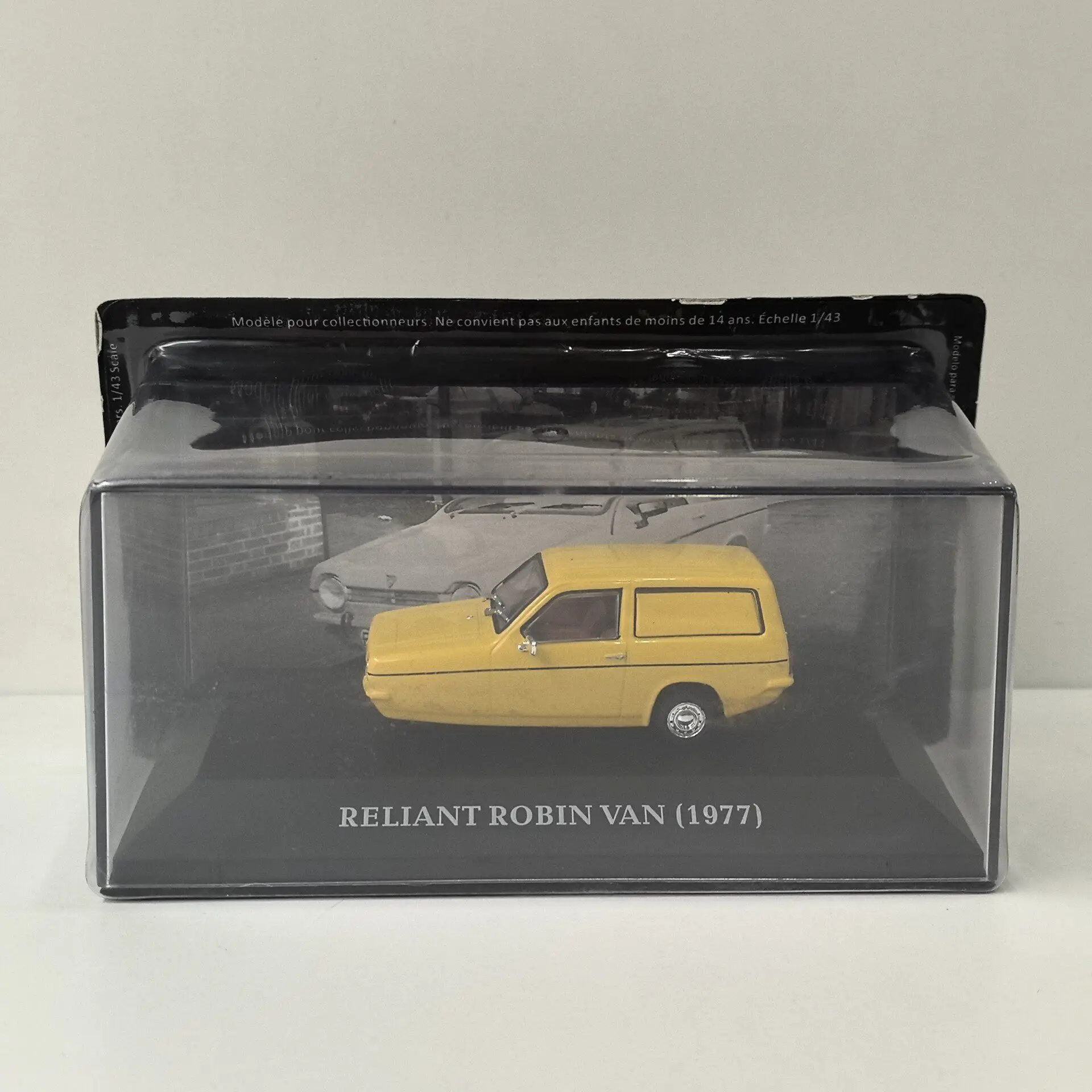 Модель автомобиля из сплава Diecast IXO в масштабе 1/43 RELIANT ROBIN VAN 1977 63
Модель автомобиля из сплава Diecast IXO в масштабе 1/43 RELIANT ROBIN VAN 1977 63