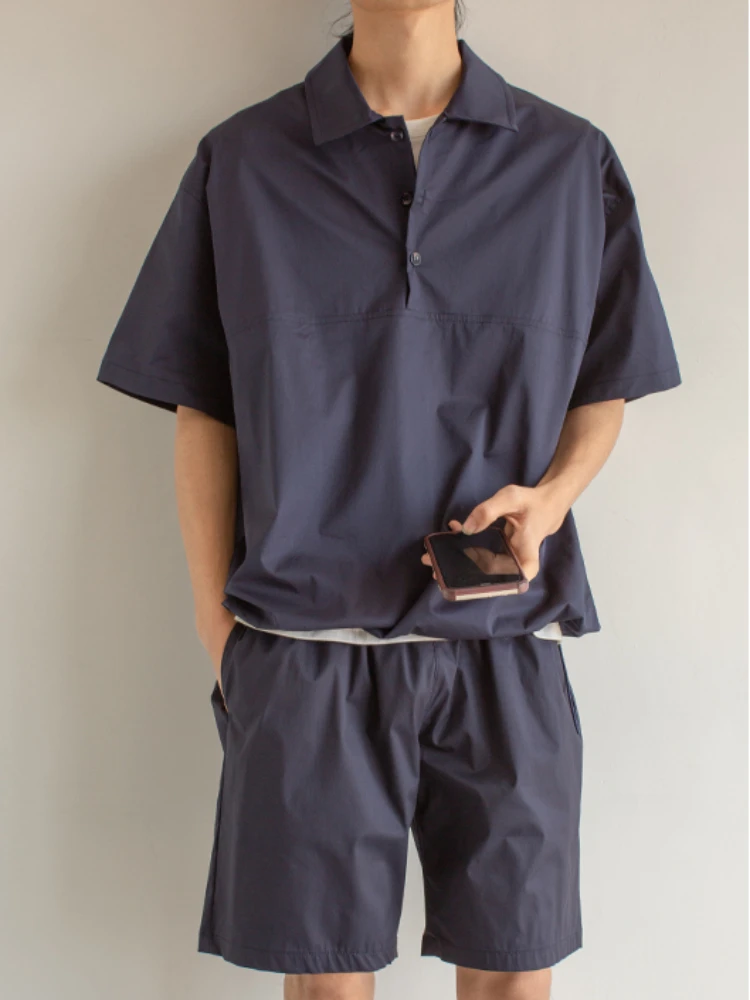 Men's Sets Half Sleeve Turn-down Collar Simple T-shirts Knee-length Elastic Waist All-match Shorts Summer Breathable Solid Color
Men's Sets Half Sleeve Turn-down Collar Simple T-shirts Knee-length Elastic Waist All-match Shorts Summer Breathable Solid Color