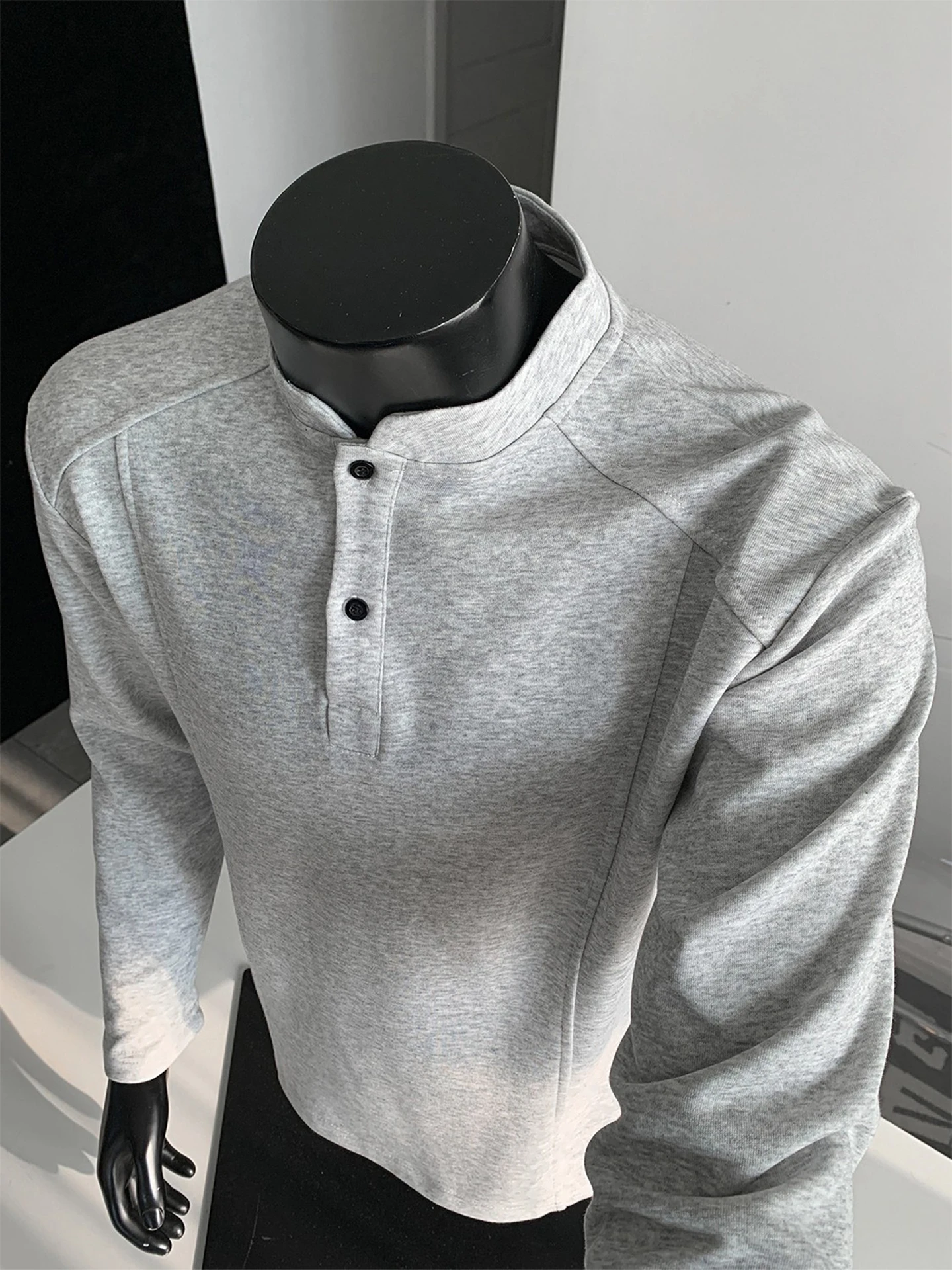 Мужской свитшот Cleanfit American Style с длинным рукавом и круглым вырезом, осенний, плотный, базовый, повседневный, свободного кроя, молодежный тренд
Мужской свитшот Cleanfit American Style с длинным рукавом и круглым вырезом, осенний, плотный, базовый, повседневный, свободного кроя, молодежный тренд