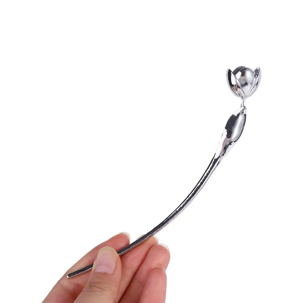 Design Tool Tulip Girl Hair Accessories Cheongsam Ancient Style Hairpin Hanfu Hair Sticks Chinese Style Headwear Metal Hairpin
Design Tool Tulip Girl Hair Accessories Cheongsam Ancient Style Hairpin Hanfu Hair Sticks Chinese Style Headwear Metal Hairpin