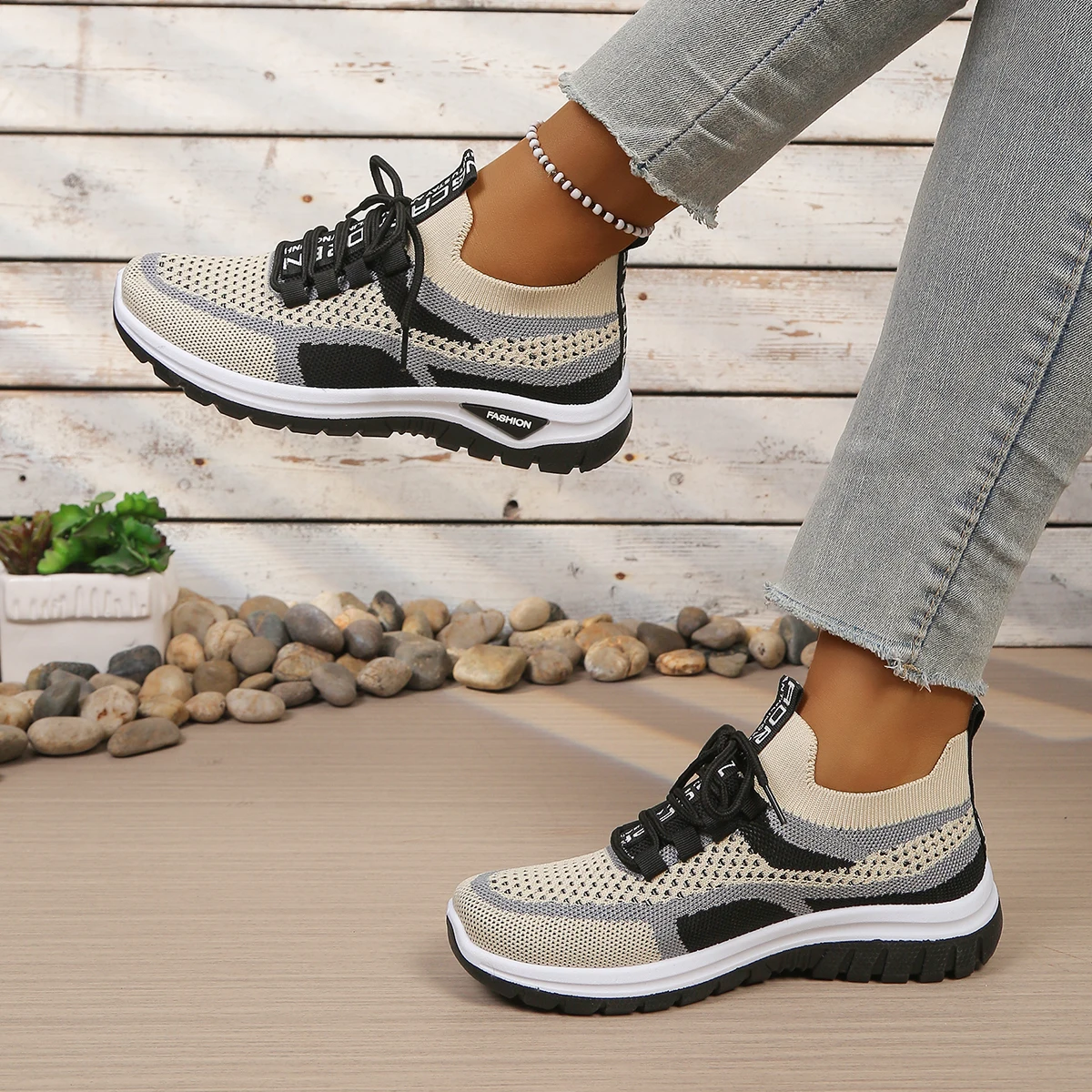 Women Shoes Summer 2026 Breathable Sneakers New Style Mixed Color Casual Shoes, versatile, stylish and non-slip outdoor shoes
Women Shoes Summer 2026 Breathable Sneakers New Style Mixed Color Casual Shoes, versatile, stylish and non-slip outdoor shoes