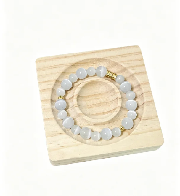 Ice-piercing white jadeite, with a cool and refreshing atmosphere charm bracelet
Ice-piercing white jadeite, with a cool and refreshing atmosphere charm bracelet