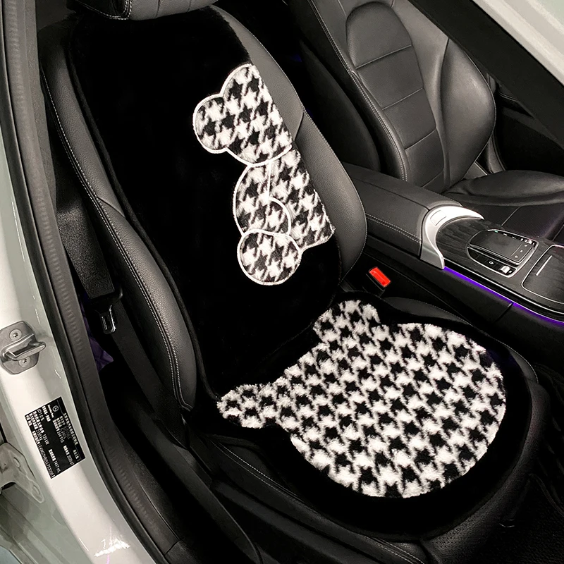New High Quality Cartoon Lattice Bear Winter Plush Universal Five Fart Rear Car Seat Cushion Cover Car Interior Decoration
New High Quality Cartoon Lattice Bear Winter Plush Universal Five Fart Rear Car Seat Cushion Cover Car Interior Decoration