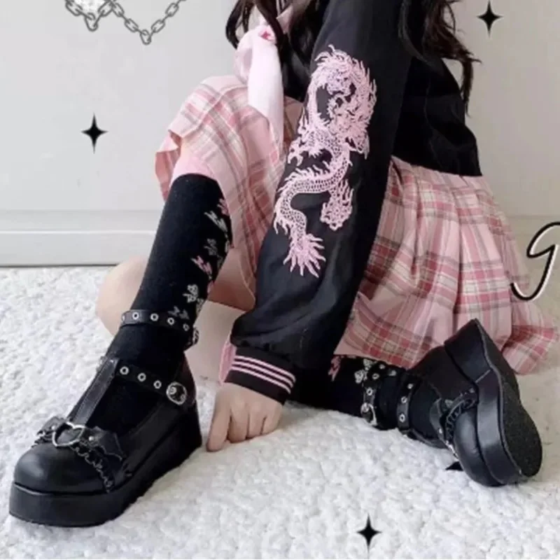 Туфли для торта Y2K JK Sponge Japan Kawaii Love StoryTransfer Landmine Series Туфли для девочек на толстой подошве Туфли для девочек с губкой для субкультуры
Туфли для торта Y2K JK Sponge Japan Kawaii Love StoryTransfer Landmine Series Туфли для девочек на толстой подошве Туфли для девочек с губкой для субкультуры