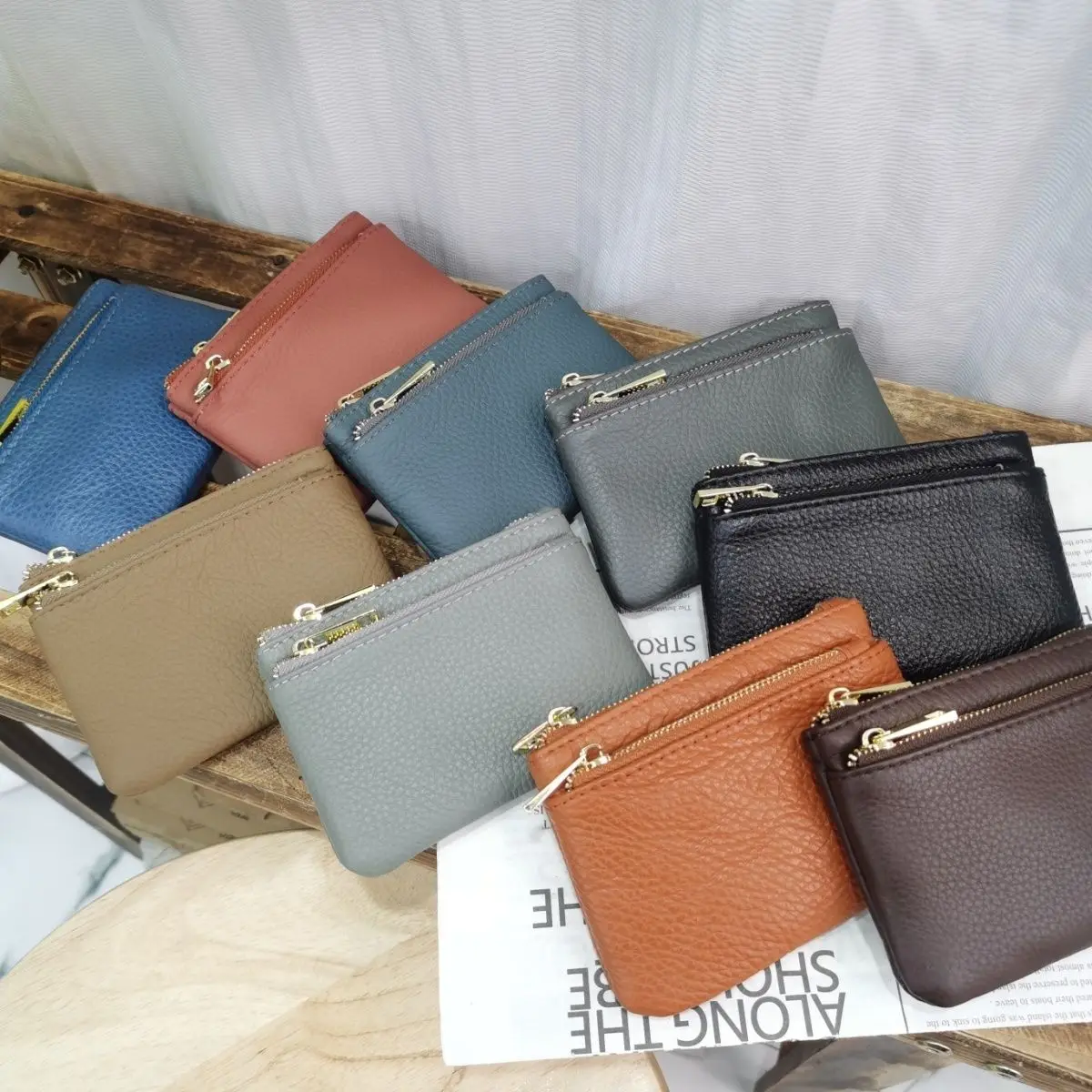 Genuine Leather Mini Wallet Card Holder for Women - Stylish New Short Zip Coin Purse - Compact Cowhide Simple Design Women's Bag
Genuine Leather Mini Wallet Card Holder for Women - Stylish New Short Zip Coin Purse - Compact Cowhide Simple Design Women's Bag