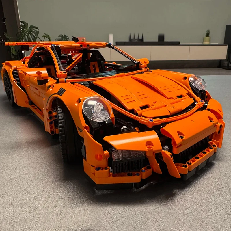 2704 детали, технологичный конструктор 1:8, модель спортивного автомобиля GT3RS оранжевого цвета, механический MOC-конструктор, игрушка для сборки, подарок на день рождения для мальчика
2704 детали, технологичный конструктор 1:8, модель спортивного автомобиля GT3RS оранжевого цвета, механический MOC-конструктор, игрушка для сборки, подарок на день рождения для мальчика