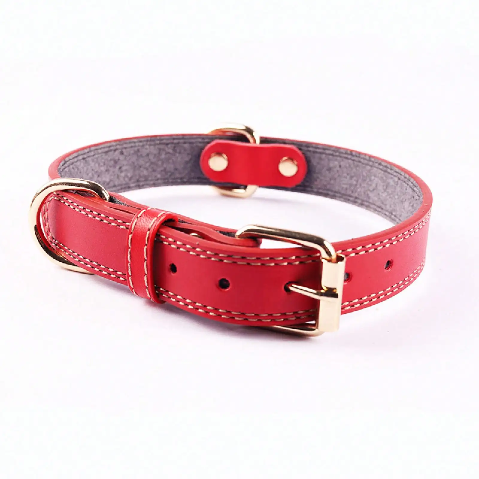 A PU Faux Leather Comfortable Adjustable Pet Collar With A Metal Buckle
A PU Faux Leather Comfortable Adjustable Pet Collar With A Metal Buckle