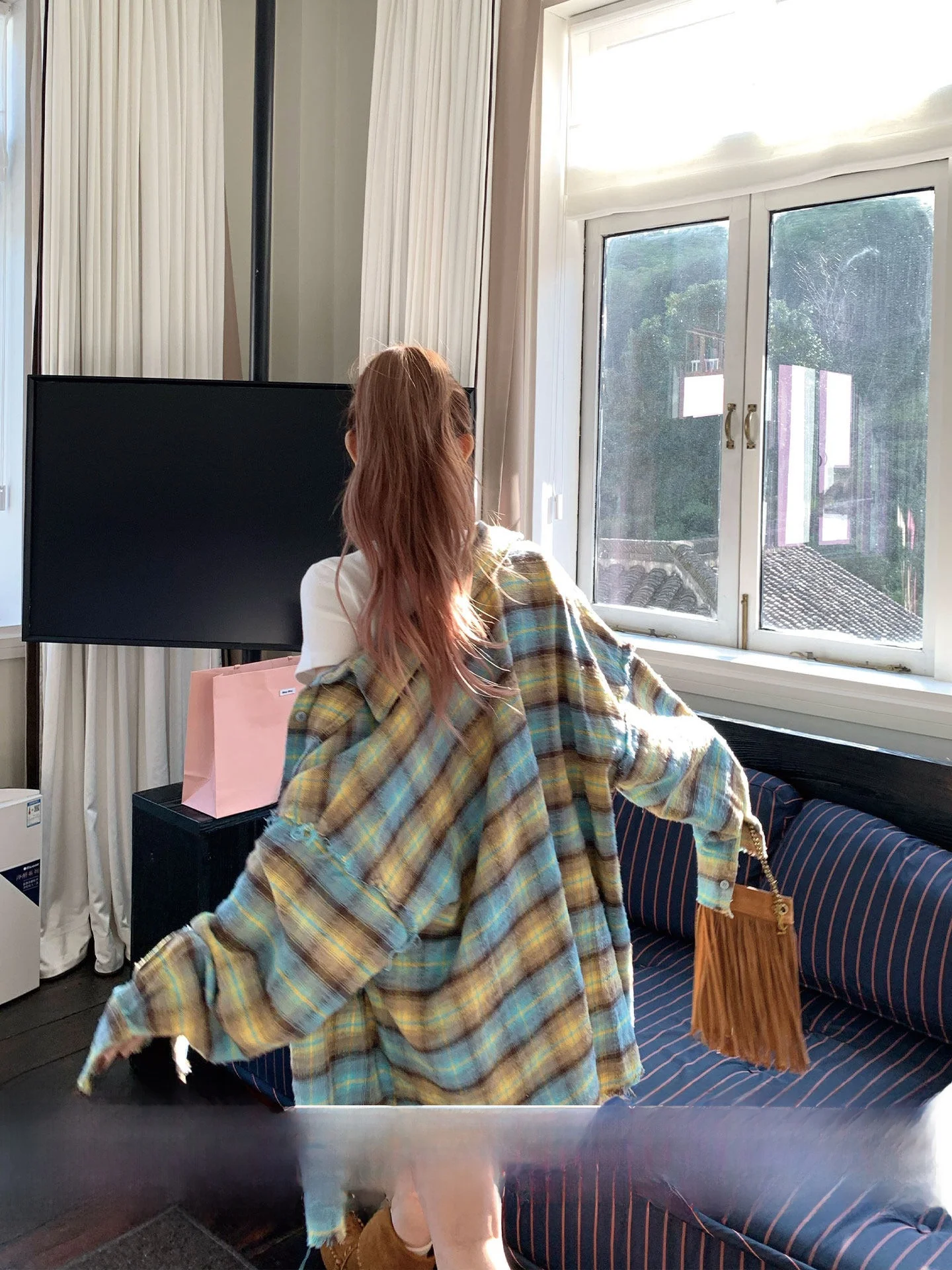 Okaaay Early Spring American Retro Plaid Flocking Long Sleeve Casual Loose Women's Shirt Spring Field Row Loose Coat
Okaaay Early Spring American Retro Plaid Flocking Long Sleeve Casual Loose Women's Shirt Spring Field Row Loose Coat