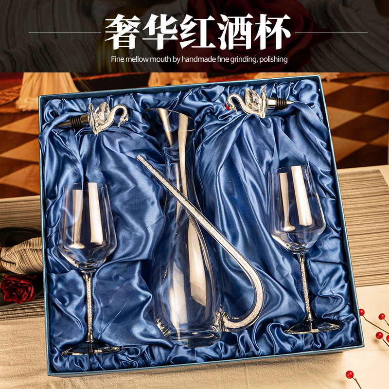 Red Wine Glass Decanter Set Home Use, Light Luxury High-end Goblet Champagne Glass, Housewarming Wedding Gi
Red Wine Glass Decanter Set Home Use, Light Luxury High-end Goblet Champagne Glass, Housewarming Wedding Gi