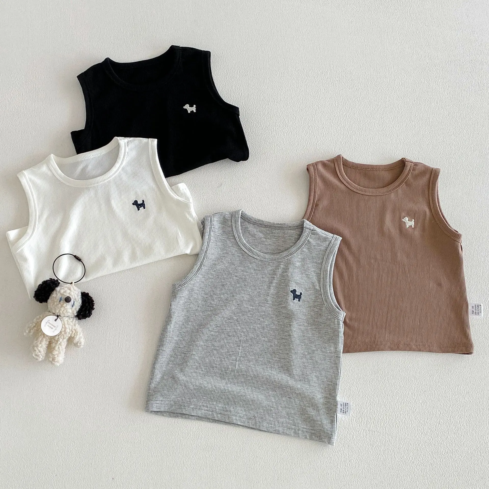 2026 Summer New Children Sleeveless Vest Toddler Boys Casual Vest Cute Cartoon Embroidery Baby Girls Cotton Tops Kids Clothes
2026 Summer New Children Sleeveless Vest Toddler Boys Casual Vest Cute Cartoon Embroidery Baby Girls Cotton Tops Kids Clothes