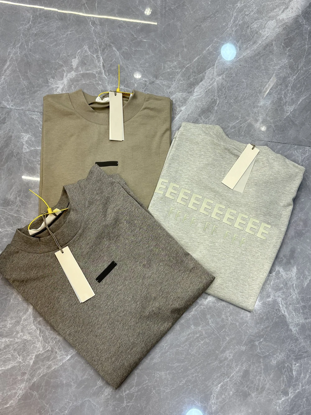American Trendy Brand Summer T shirt Classic Short Sleeve Rubberzied Logo T-shirts Men Women High Quality Cotton Oversize Tees
American Trendy Brand Summer T shirt Classic Short Sleeve Rubberzied Logo T-shirts Men Women High Quality Cotton Oversize Tees