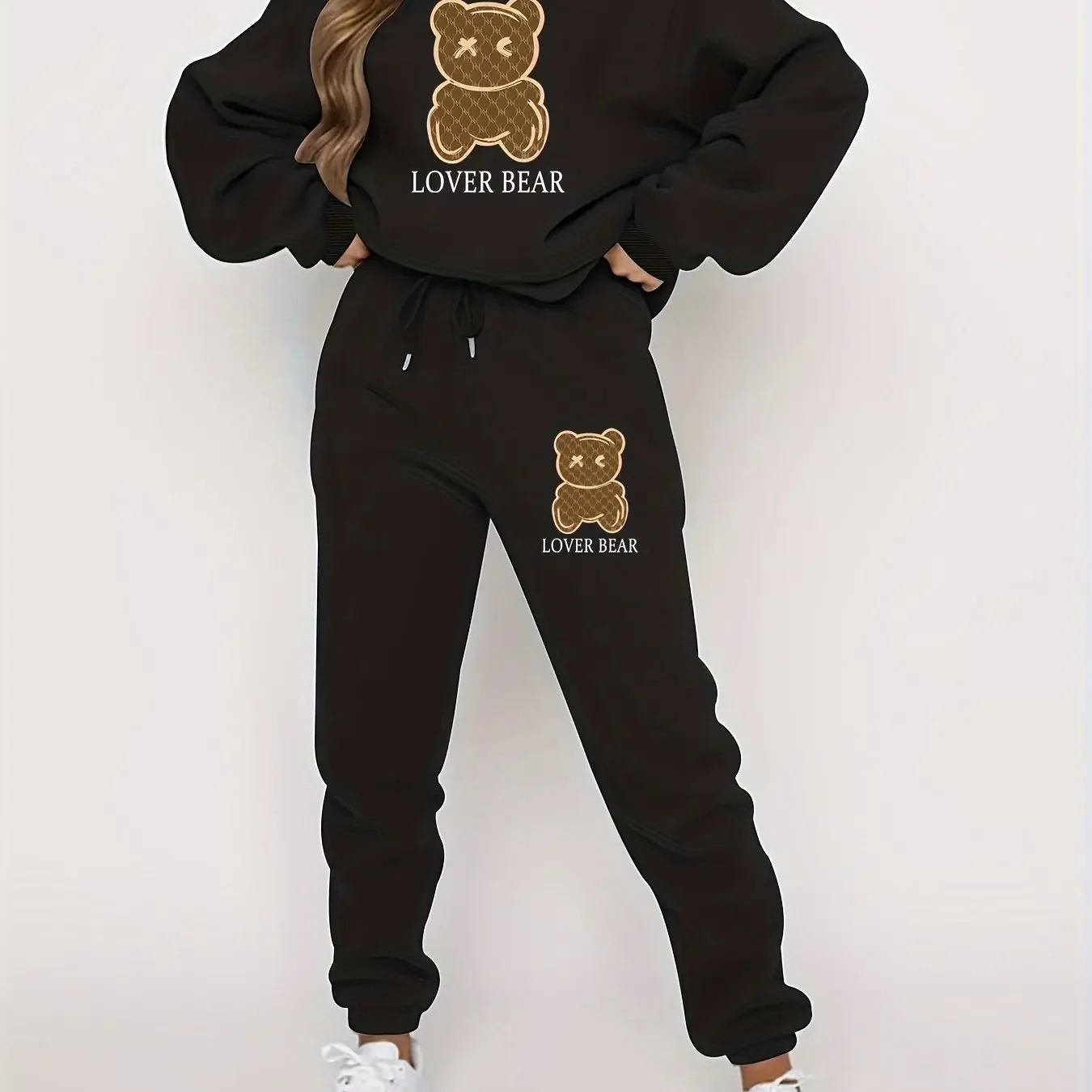 Black sweater sets for autumn and winter are loose for women, suitable for high streets, and suitable for both men and women. Th
Black sweater sets for autumn and winter are loose for women, suitable for high streets, and suitable for both men and women. Th