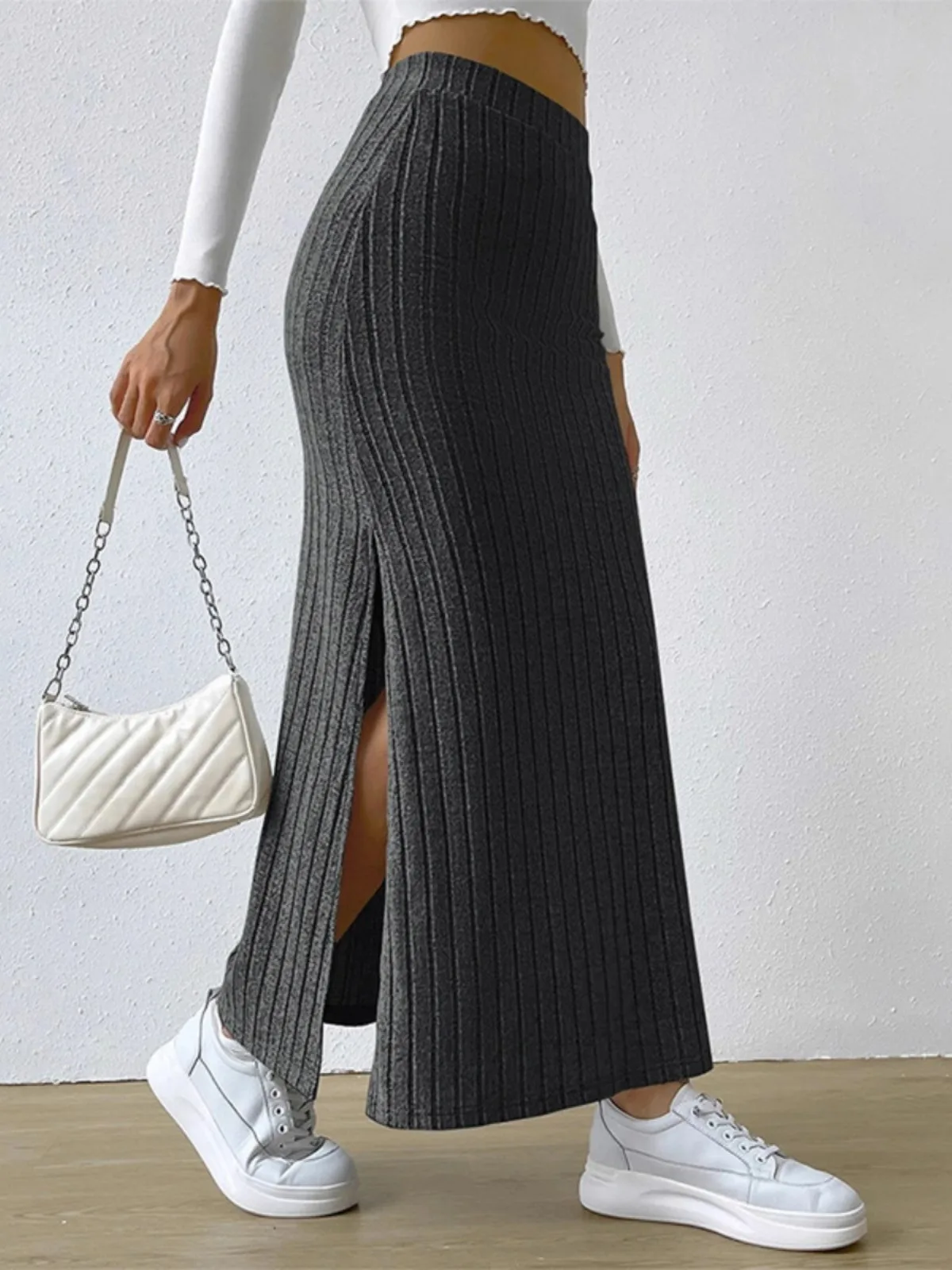 Fall Winter Skirt Knitted High Waist Thick Elastic Ankle Length Striped Slim Split Hem Sheath Women Maxi Skirt
Fall Winter Skirt Knitted High Waist Thick Elastic Ankle Length Striped Slim Split Hem Sheath Women Maxi Skirt