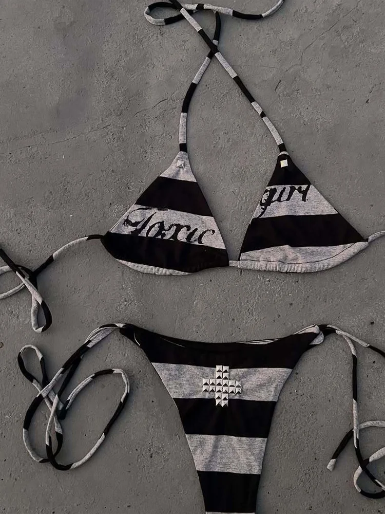2026 New Gothic Stripe Cross Nail Bikini Strap+Cross Stripe Strap Bottom Two Piece Women's Swimsuit
2026 New Gothic Stripe Cross Nail Bikini Strap+Cross Stripe Strap Bottom Two Piece Women's Swimsuit