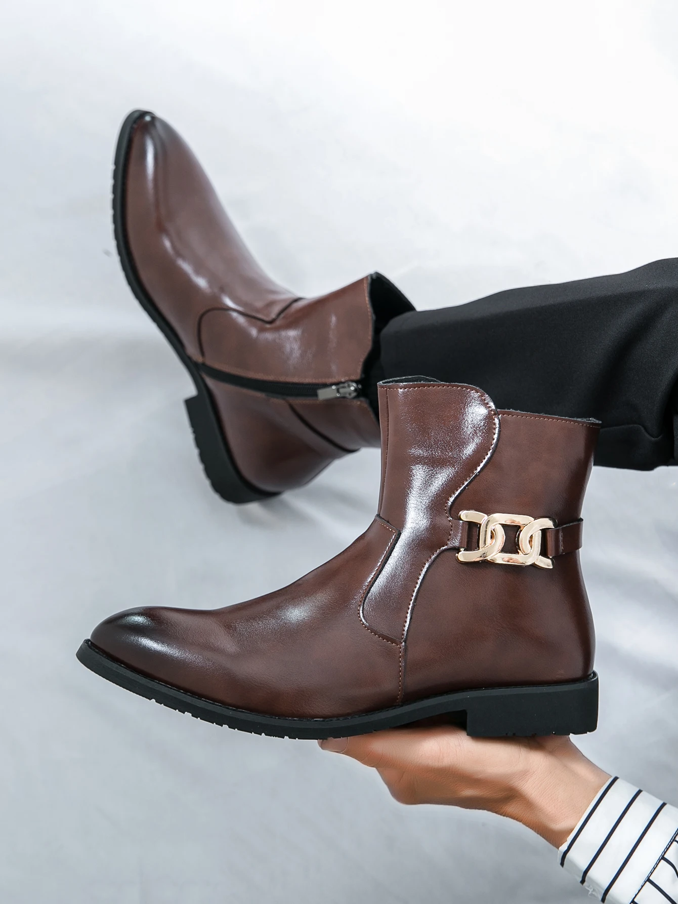 Side Zipper Outdoor Men's Shoes Fashion Mens Chelsea Boots Luxury for Men Motorcycle Boots Leather Classic Male Walking Boots
Side Zipper Outdoor Men's Shoes Fashion Mens Chelsea Boots Luxury for Men Motorcycle Boots Leather Classic Male Walking Boots