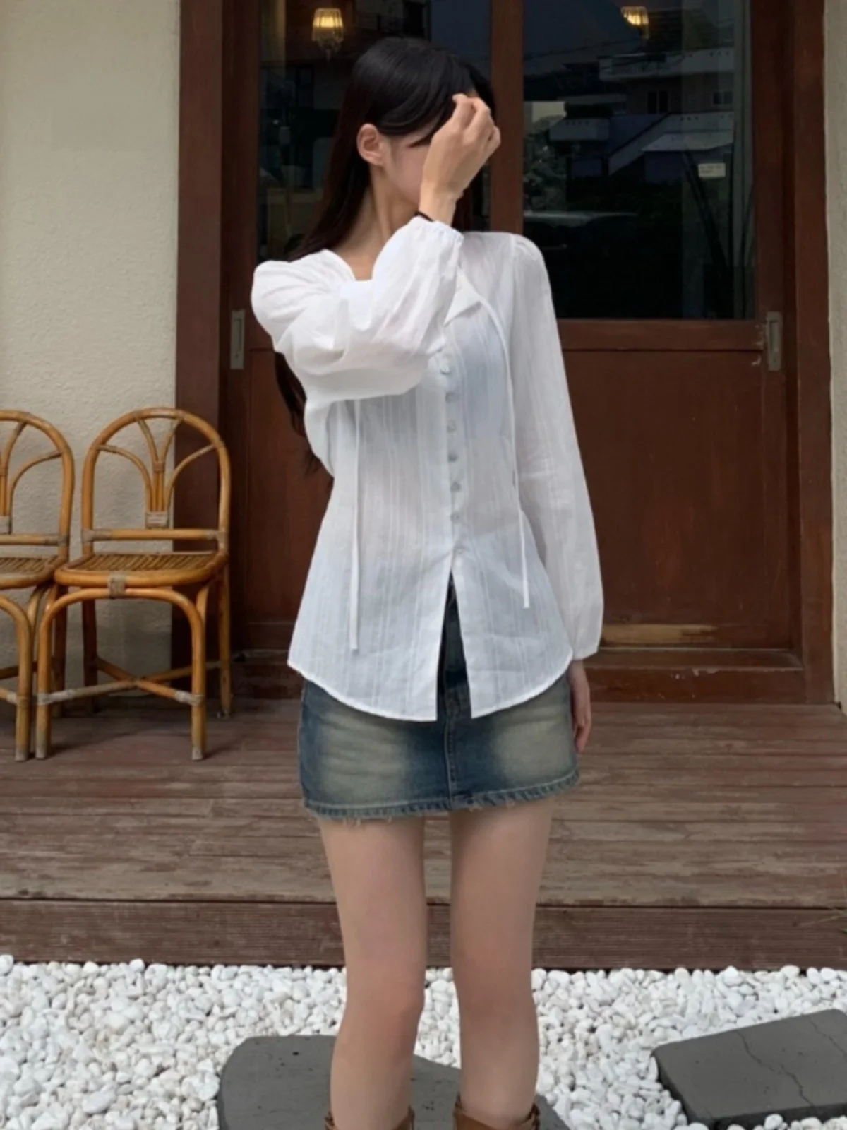 Spring 2025 Women's Slim Fit Long Sve White irt Belted Design Korean Sle Commute Bubble Sve Regular Length Pure Color
Spring 2025 Women's Slim Fit Long Sve White irt Belted Design Korean Sle Commute Bubble Sve Regular Length Pure Color